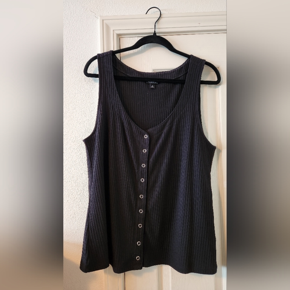 Torrid Black Ribbed Snap-Front Tank Top Size 2